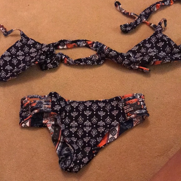 CupShe Bathing Suit - Picture 3 of 3